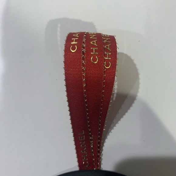 Authentic Chanel Classic Red Silk Ribbon appr. 72 Inches/2 Yds Valentine’s Day - Picture 8 of 10